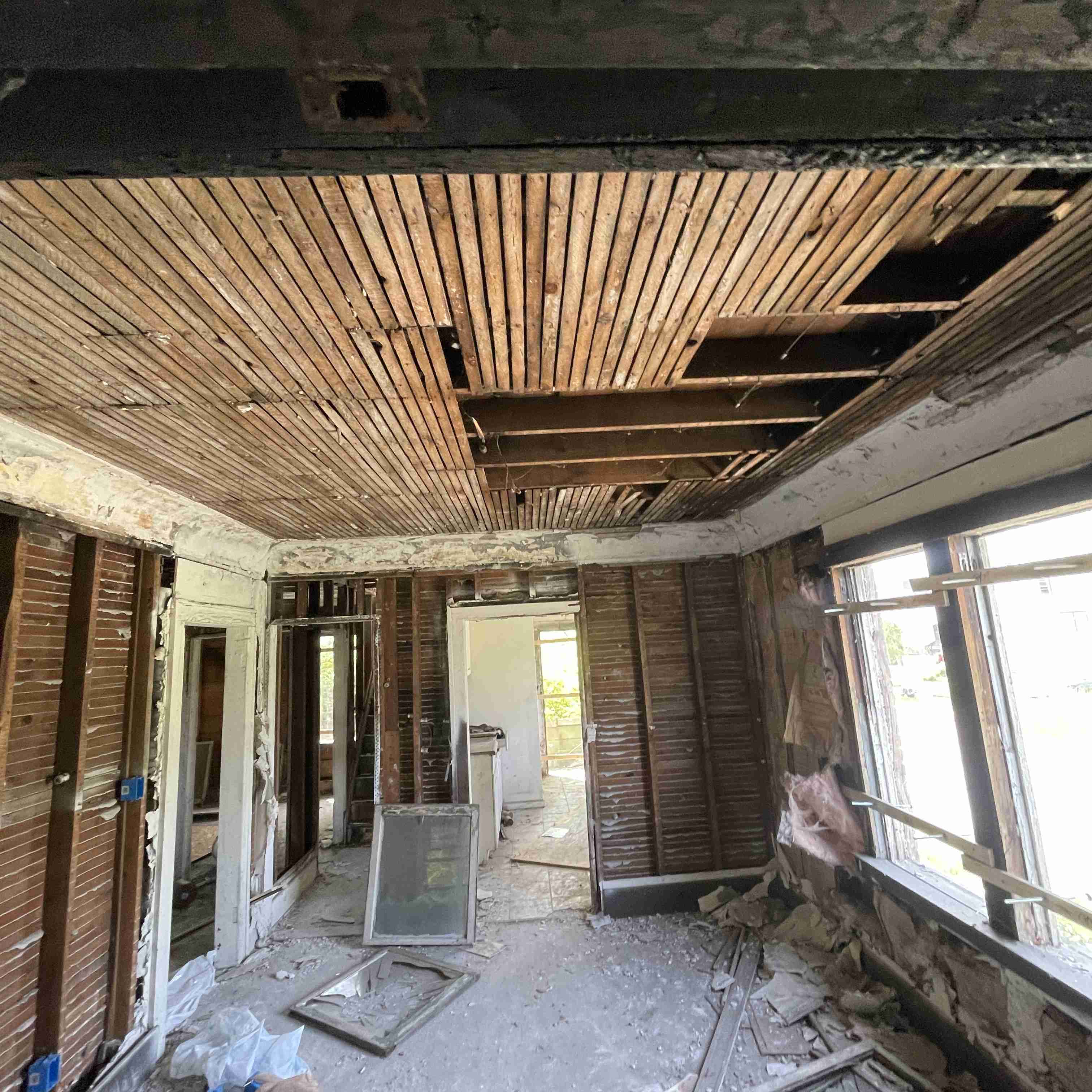 5605 S Martindale (24).jpg